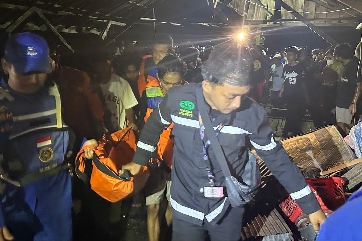 Dua Pelajar Tewas Tenggelam di Sungai Kapuas