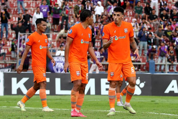 Pemain Borneo FC Silverio Junio saat pertandingan pekan ke-1 Liga 1 2023-2024 melawan Persik Kediri yang berakhir dengan skor 1-1 di Stadion Brawijaya Kediri, Senin (3/7/2023) sore.