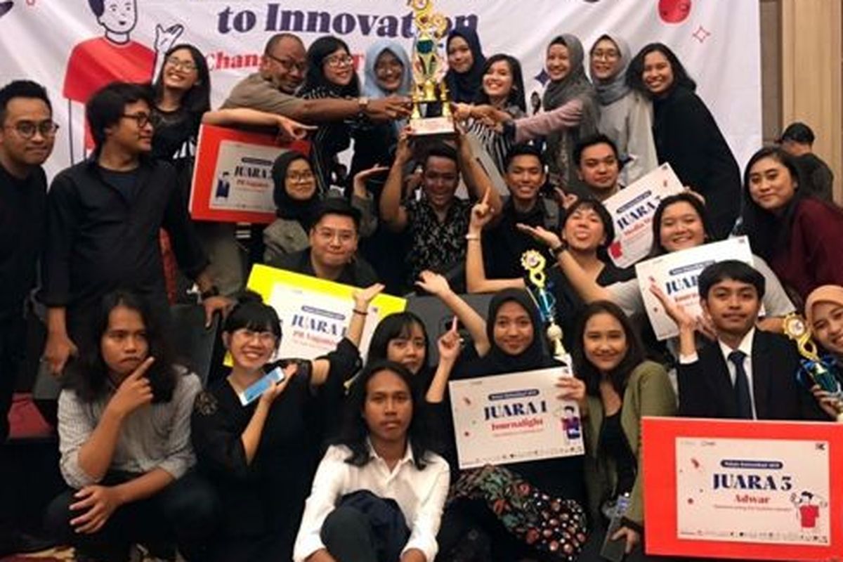 Tim Fikom Universitas Padjajaran (Unpad) berhasil merebut Juara Umum Pekan Komunikasi UI (8-12/4/2019). 