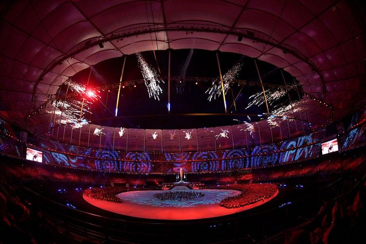 Suasana penutupan SEA Games XXIX Kuala Lumpur di Stadion Bukit Jalil, Kuala Lumpur, Malaysia, Rabu (30/8/2017) malam. Pesta olahraga negara-negara di Asia Tenggara tersebut resmi ditutup dan SEA Games selanjutnya bakal digelar di Filipina pada 2019.