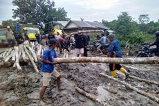 Jalan Provinsi Jambi Rusak Berat dan Bikin Macet Selama 6 Bulan, Warga Gotong Royong Perbaiki