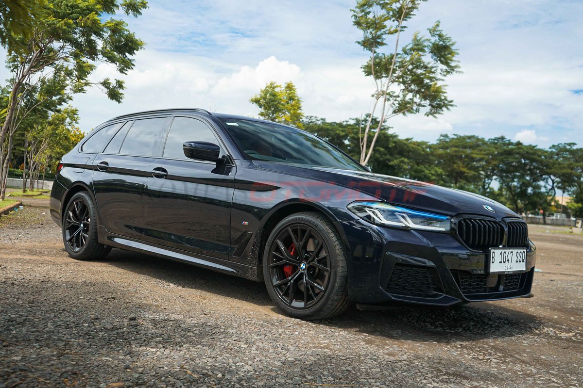 BMW 530i Touring