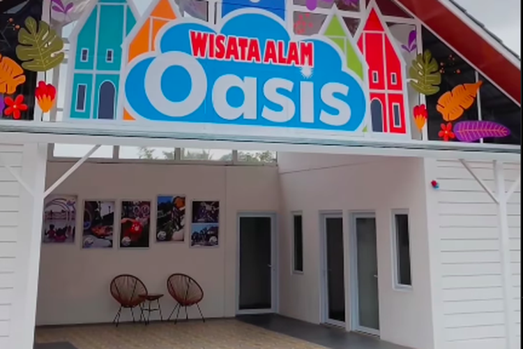 Wisata Alam Oasis merupakan tempat wisata baru di Sukabumi yang ramah keluarga dan anak-anak dengan nuansa ala Eropa. 