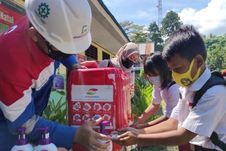 Kampanyekan PHBS, Elnusa Petrofin Edukasi 4.000 Anak dan Salurkan Ratusan Tempat Cuci Tangan