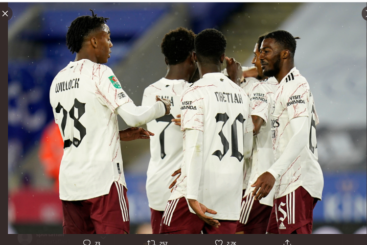 Skuad Arsenal saat merayakan gol ke gawang Leicester City pada babak ketiga Piala Liga Inggris di Stadion King Power, Kamis (24/9/2020) dini hari WIB.