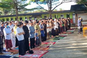 Berdasarkan Hilal di Afghanistan, Ratusan Warga Bantul Shalat Id Hari Ini