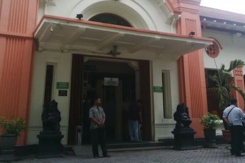 KPK Segel Ruang Hakim PN Surabaya yang Terkena OTT 