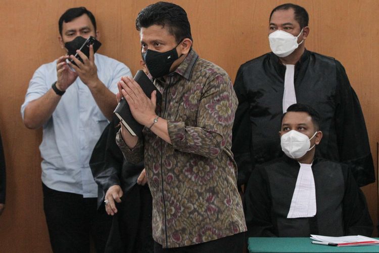 Terdakwa pembunuhan berencana terhadap Nofriansyah Yosua Hutabarat atau Brigadir J, Ferdy Sambo menjalani sidang di Pengadilan Negeri Jakarta Selatan, Kamis (20/10/2022). Agenda sidang adalah tanggapan Jaksa Penuntut Umum atas eksepsi penasehat hukum terdakwa.