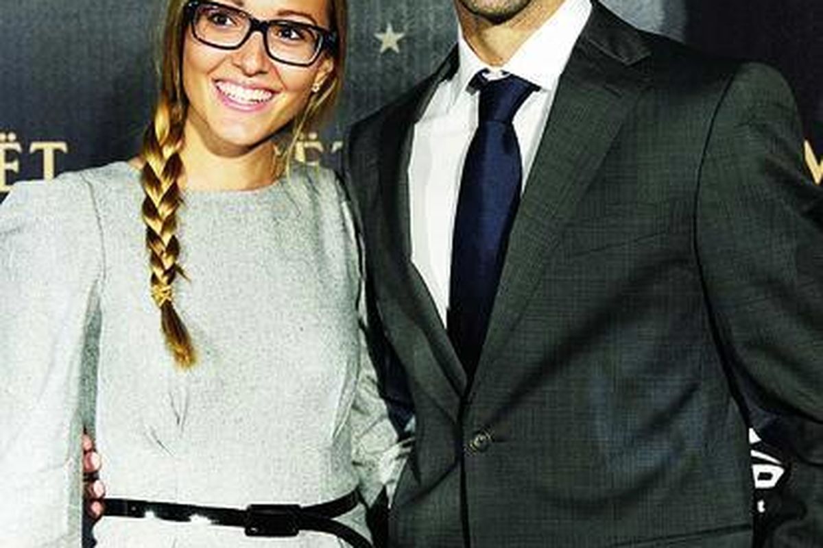 Petenis Serbia, Novak Djokovic, dan kekasihnya, Jelena Ristic, hadir pada malam gala  ATP World Tour Finals di London, Inggris, Minggu (20/11).