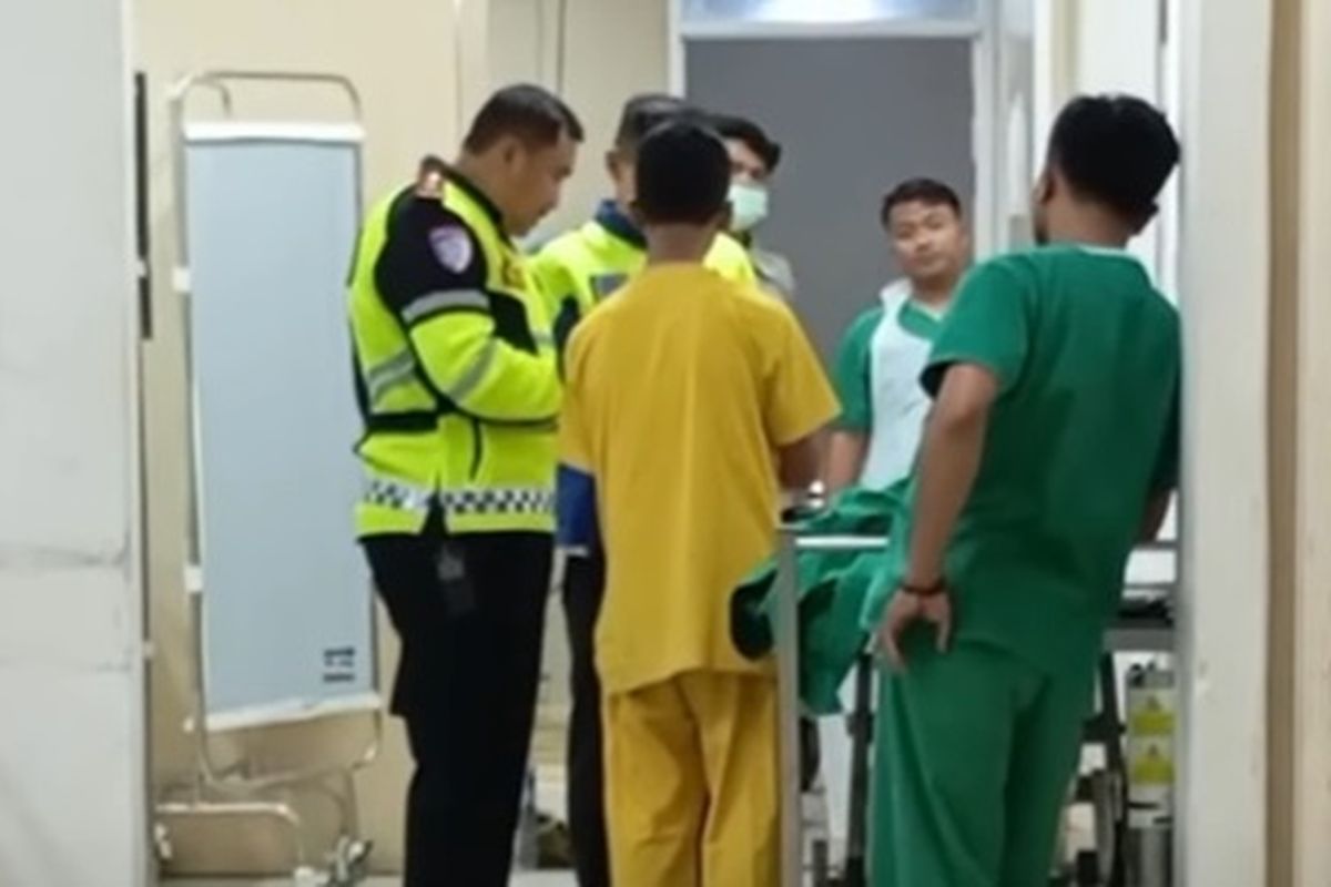 Kecelakaan beruntun terjadi di Gerbang Tol Ciawi, Bogor, Jawa Barat, pada Selasa (4/1/2025) malam, sekitar pukul 23.00 WIB.