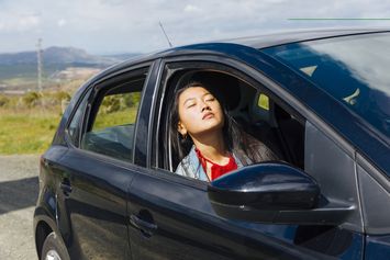 5 Arti Mimpi Naik Mobil, Apakah Merupakan Pertanda Baik?