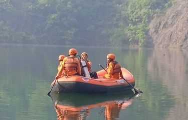 Jalani Ritual Pengobatan di Danau Quarry Bogor, 3 Pemuda Tewas ...