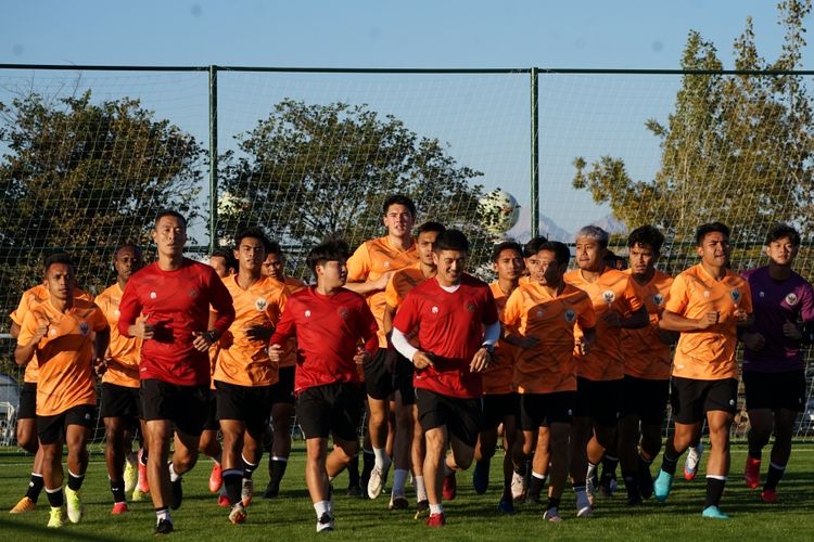 Timnas Indonesia sedang menjalani pemusatan latihan (TC) di Turki sebagai persiapan menjelang Piala AFF 2022.