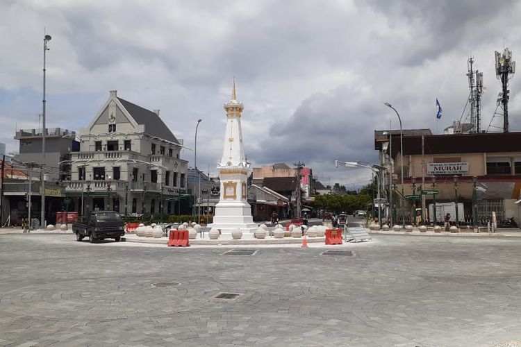 Kawasan Tugu Pal Putih Kota Yogyakarta tanpa kabel melintang