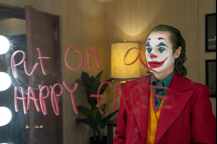 Joaquin Phoenix di film Joker (2019).