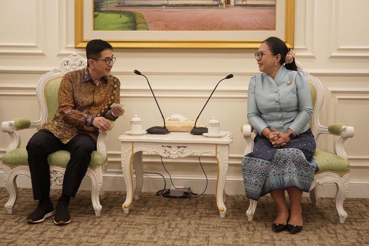 Ketua Association of Southeast Asian Nations-Business Advisory Council (ASEAN-BAC) Arsjad Rasjid dalam kunjungannya ke Laos beberapa waktu lalu.