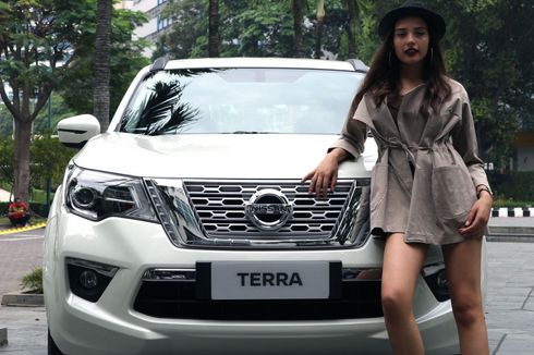 Nissan Terra Sapa Warga Surabaya