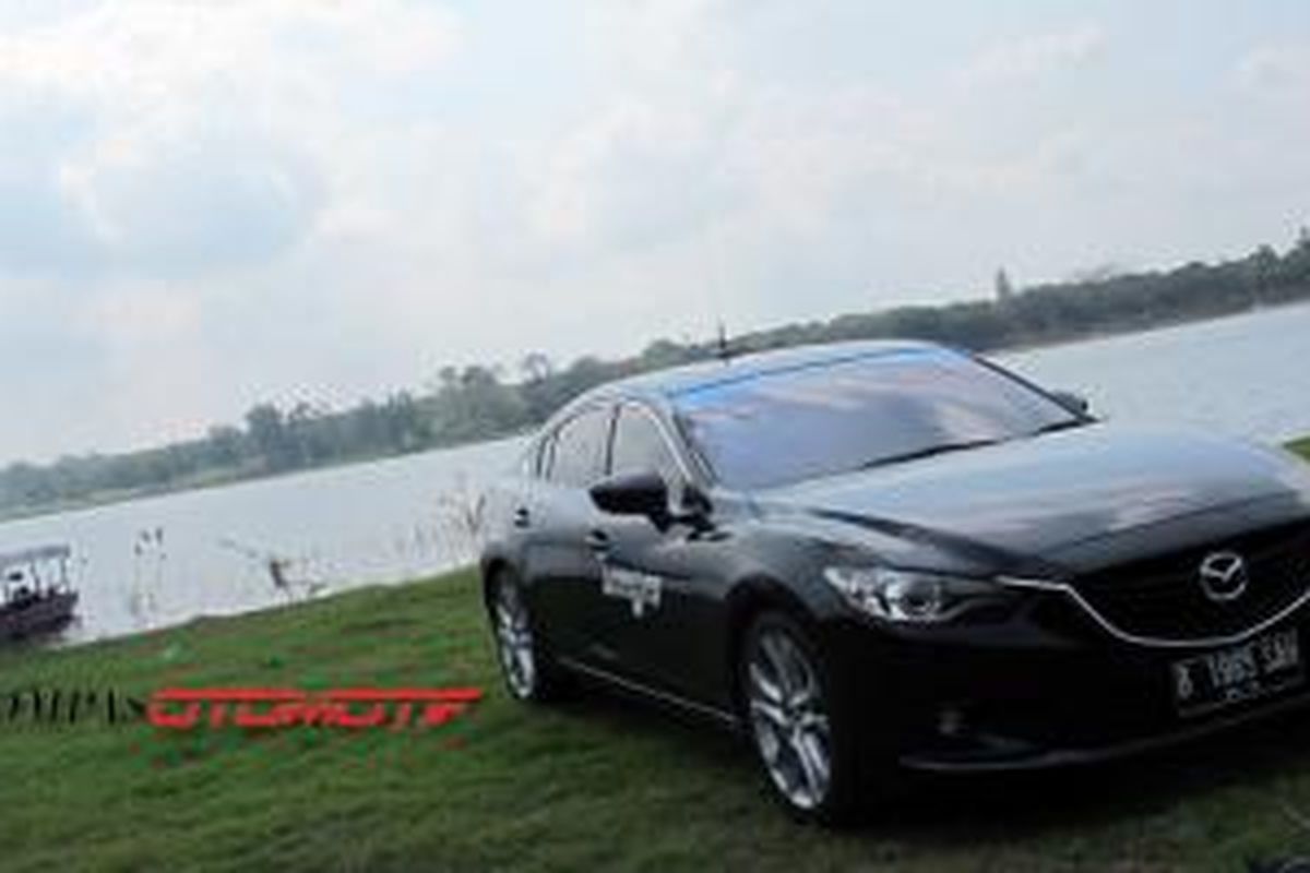 Mazda6, salah satu model Skyactiv di Indonesia.