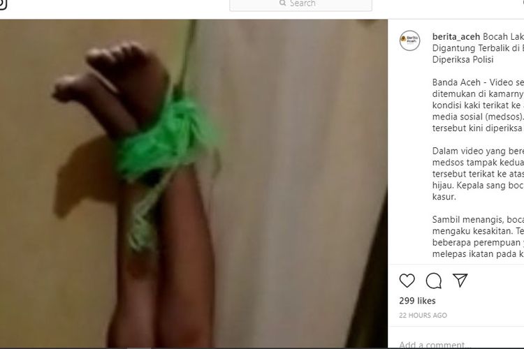 Seorang ibu menggantung anaknya dengan posisi kaki di atas dan kepala di bawah viral di media sosial.
