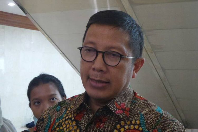 Menteri Agama Lukman Hakim Saifuddin di Kompleks Parlemen, Senayan, Jakarta, Selasa (18/4/2017).