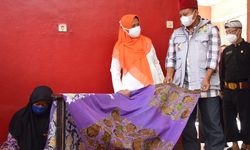 Agar Penyandang Disabilitas Terus Berkarya, Wagub Uu Ajak ASN Jabar Beli Produk Mereka