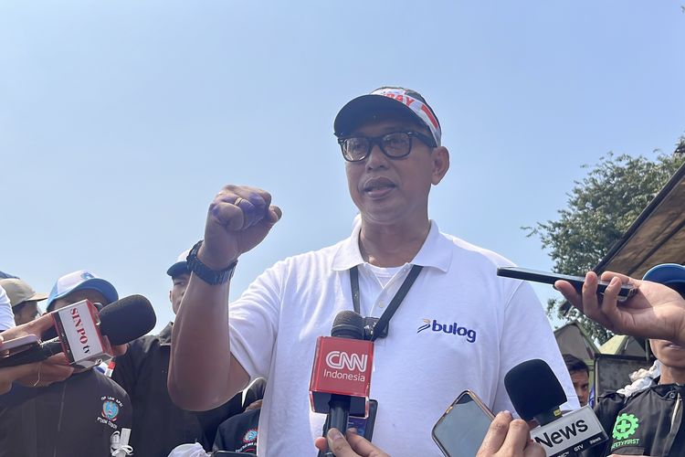 May Day di Monas, Bulog Salurkan 350.000 Paket Sembako untuk Buruh