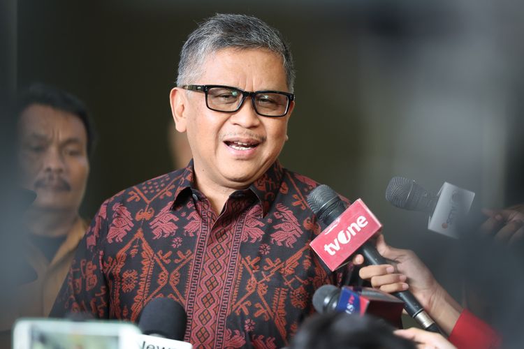 Sekretaris Jenderal PDI-P Hasto Kristiyanto di Universitas Indonesia (UI) Depok, Senin (3/6/2024).