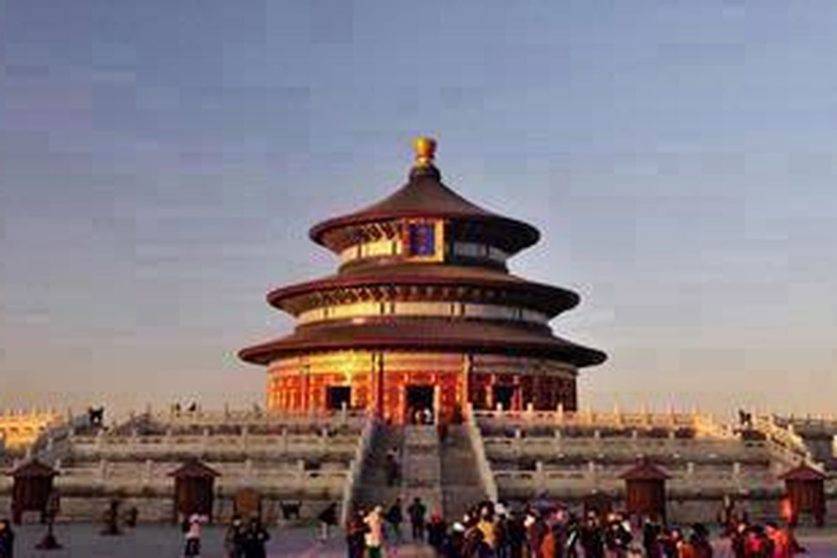 ILUSTRASI: Sementara untuk gelar S-1 menggunakan bahasa Inggris, biaya kuliah yang ditawarkan di China mulai 12,800 RMB per tahun atau sekitar Rp 17,2 juta.