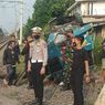 Kereta Tabrak Angkot di Cilebut Bogor, Perjalanan KRL Sempat Terganggu