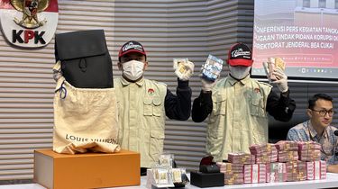 KPK Bongkar Kongkalikong Intel Bea Cukai Loloskan Barang Ilegal hingga KW Masuk RI