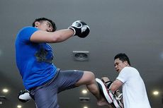 Memotret Laga Muay Thai, Tak Semudah Foto 