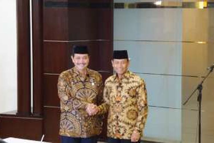 Menteri Koordinator Bidang Politik, Hukum dan Menteri Kemaritiman Luhut Binsar Pandjaitan di Kantor Kemenko Polhukam, Jakarta, Kamis (28/7/2016).
