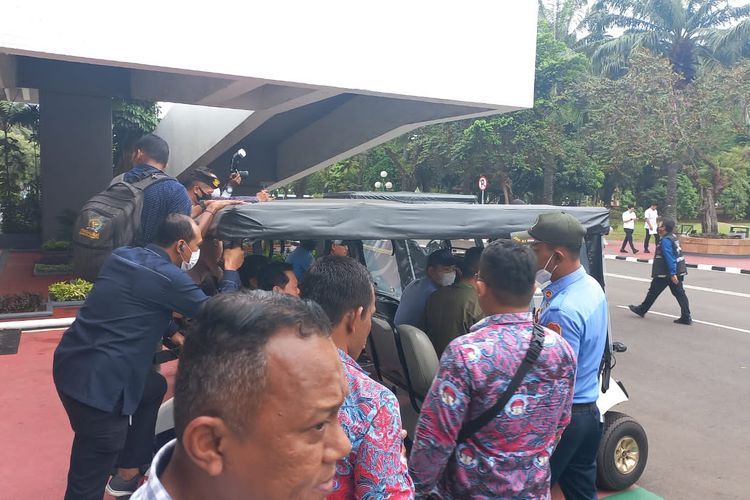 Perwakilan massa Persatuan Perangkat Desa Seluruh Indonesia (PPDI) saat diterima audiensi dengan Badan Legislasi (Baleg) DPR, Rabu (25/1/2023).