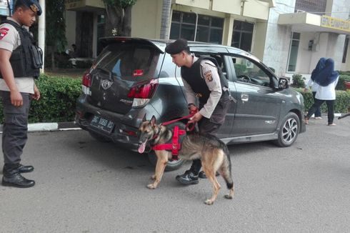 Mengenal Jenis-jenis Latihan Anjing Pelacak di Mako Satwa Polda Metro