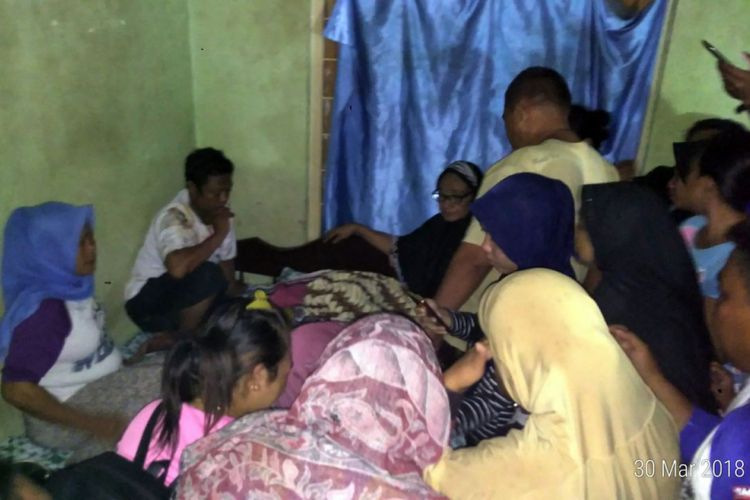 Korban meninggal dunia akibat longsor di Kelurahan Tenda Kota Gorontalo.