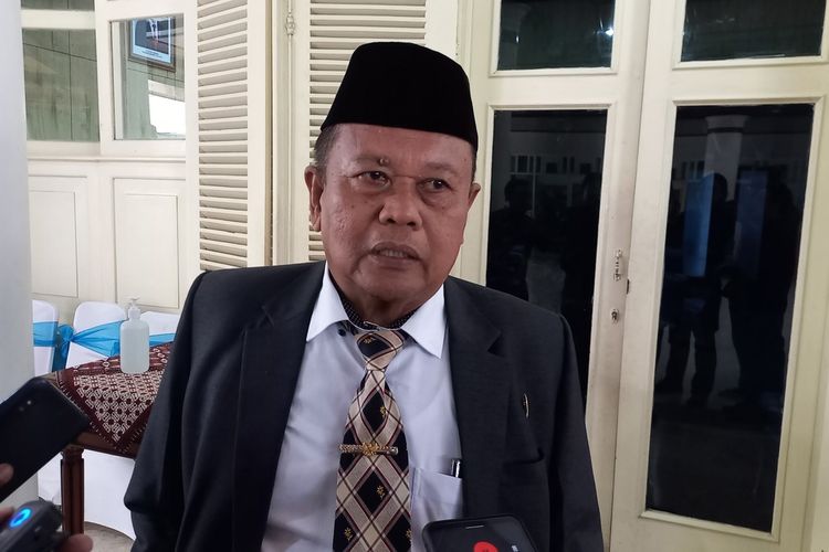 Ketua DPRD DIY Nuryadi saat ditemui setelah rapat paripurna di gedung DPRD DIY, Kota Yogyakarta, Kamis (31/8/2023)