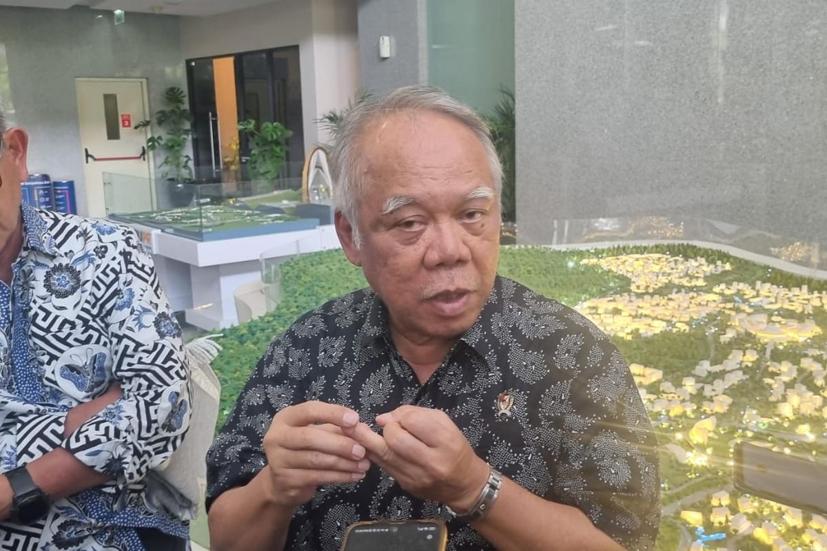 Menteri Pekerjaan Umum dan Perumahan Rakyat (PUPR) Basuki Hadimuljono saat ditemui di kantornya, Jumat (7/6/2024).