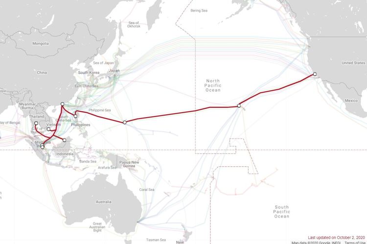 Anda bisa lihat gambar kabel bawah laut AAG yang sedang diperbaiki kemarin, ternyata kapal selam AAG menghubungkan banyak wilayah di Asia Tenggara termasuk Amerika Serikat.