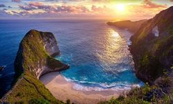 Cocok untuk Libur Akhir Tahun, Pantai Kelingking Jadi Pantai Terbaik di Asia pada 2024 