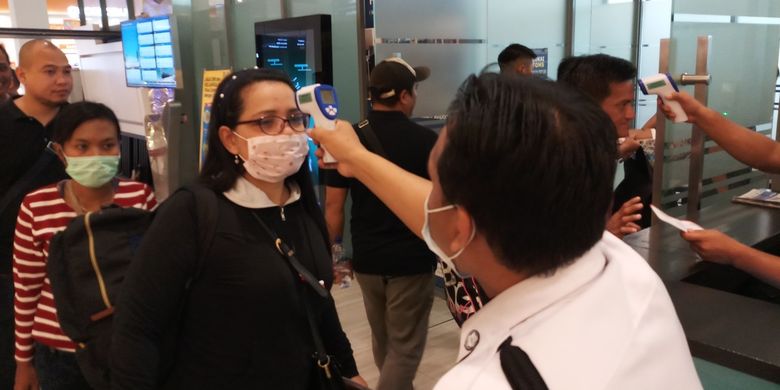 Tangani Covid 19 Pemerintah Diminta Kuatkan Koordinasi Pusat Daerah Tangani Covid 19 Pemerintah Diminta Kuatkan Koordinasi Pusat Daerah