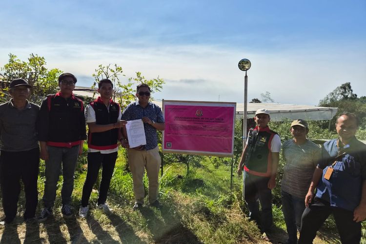 Kejari Pasuruan Sita Kebun Apel Terkait Korupsi PTSL senilai Rp 900 Juta 