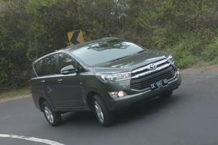 Toyota All-New Kijang Innova diuji media nasional di Bali.