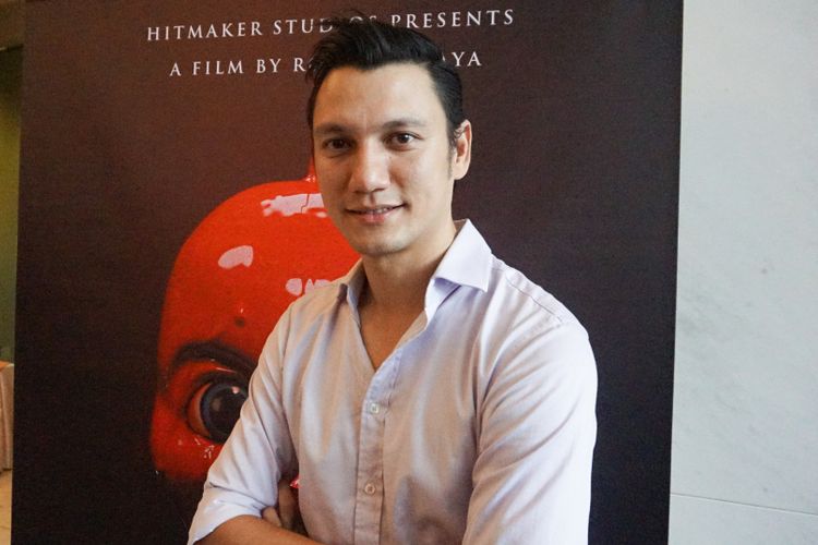 Artis peran Christian Sugiono dalam jumpa pers film Sabrina di kawasan Wahid Hasyim, Menteng, Jakarta Pusat, Senin (2/4/2018). 