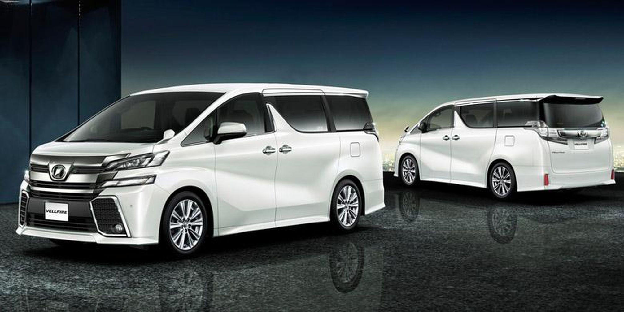 Wajah Baru Toyota Alphard Yang Terlalu Agresif