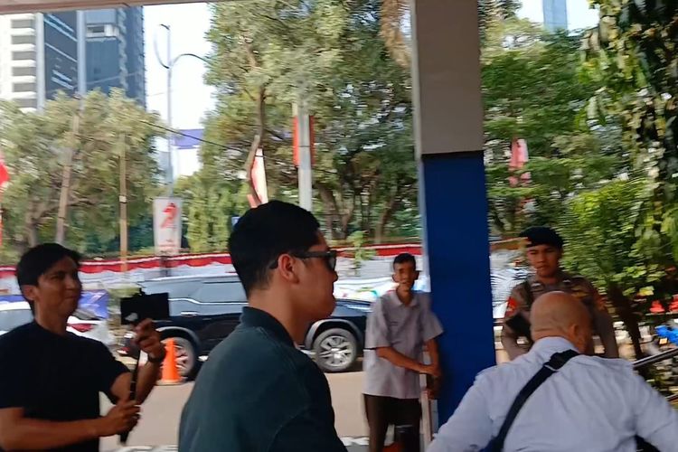 Al Ghazali Ikut Dampingi Ahmad Dhani Laporkan Lita Gading ke Polisi