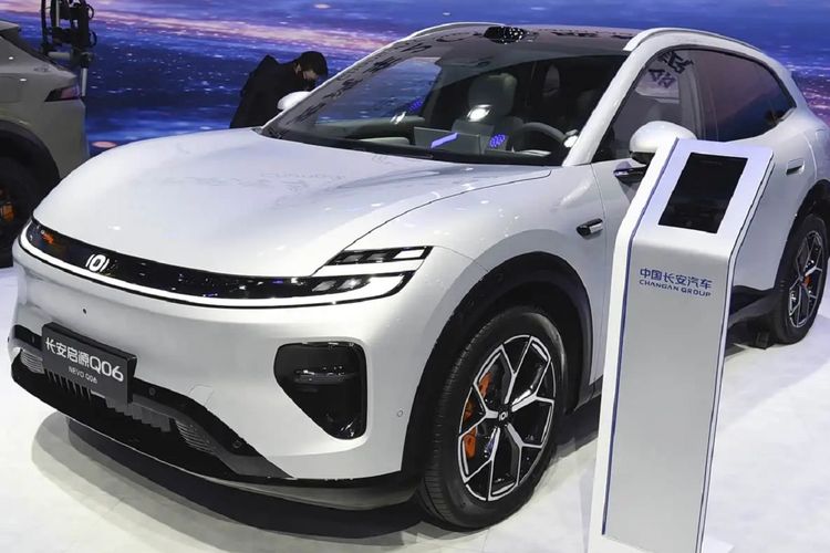 Changan Nevo Q06 Mulai Rp 300 Jutaan, Cas 9 Menit Terisi 80 Persen