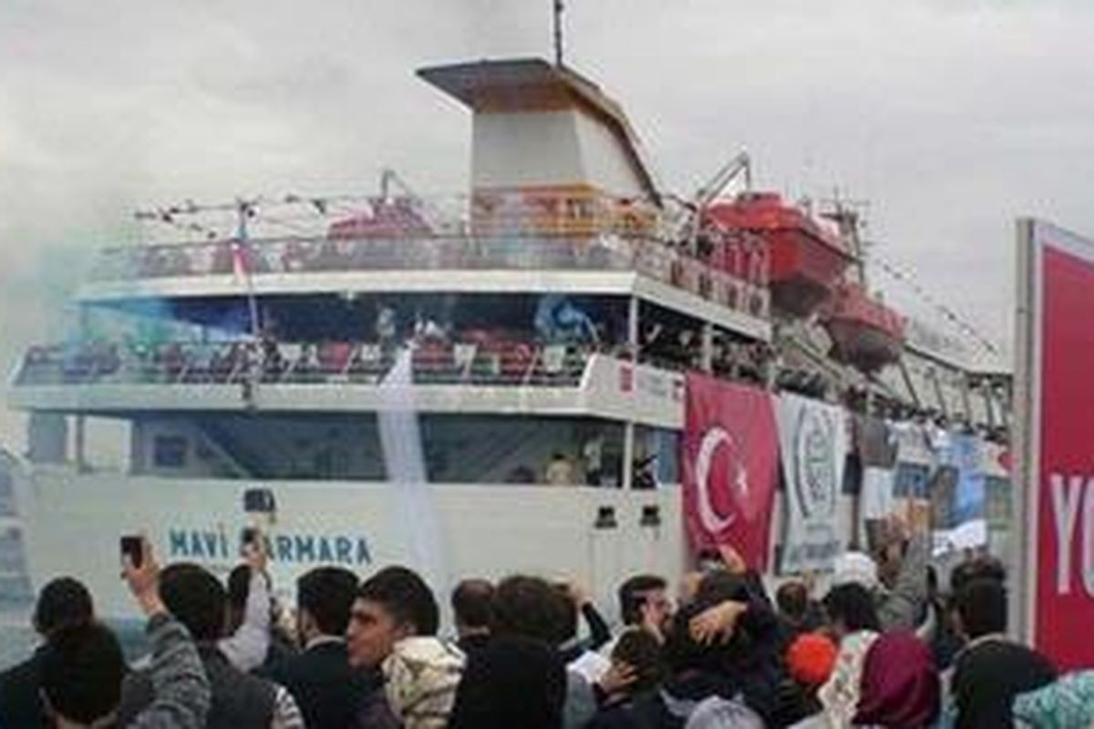 Kapal Mavi Marmara.