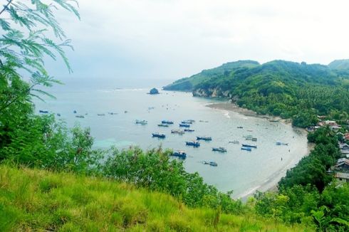 Bukit Kristus Raja, Tempat Terbaik Menikmati Sunset di Sikka NTT