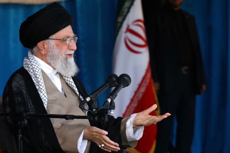 Pemimpin tertinggi Iran, Ayatollah Ali Khamenei.