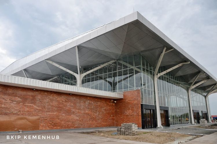 Penampakan Bandara Ngloram di Kabupaten Blora, Jawa Tengah yang direncanakan membuka penerbangan komersial perdana pada 26 November 2021. 